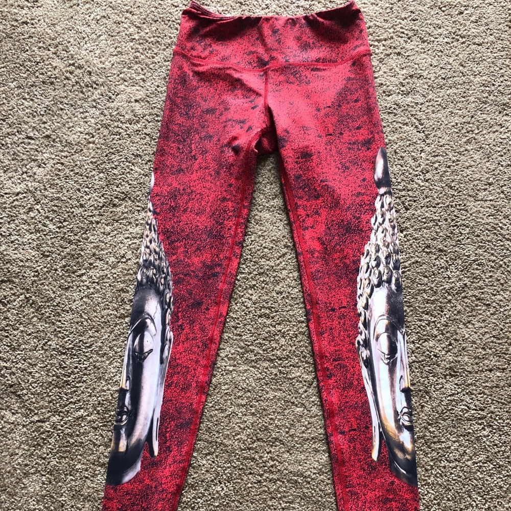 Noli Yoga Red Buddha leggings